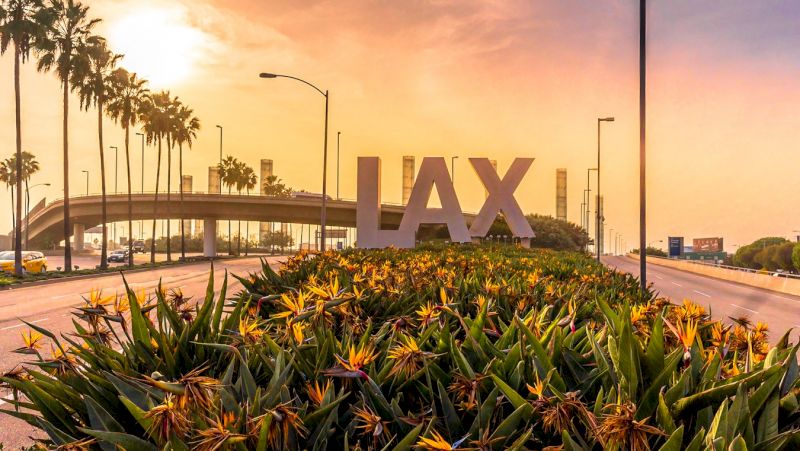 Los Angeles Inn & Suites — gallery preview 2